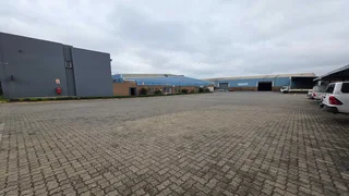 1840sqm Warehouse TO LET in Jet Park