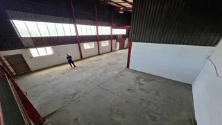 Secure mini unit TO LET in Anderbolt, Boksburg