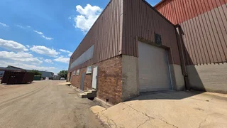 Secure mini unit TO LET in Anderbolt, Boksburg