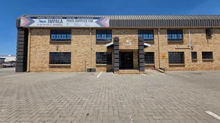 Secure warehouse TO LET in Jet Park