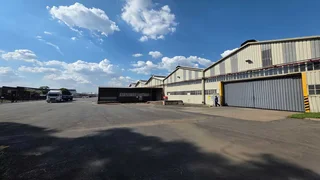 5,750  Warehouse TO LET in a Secure Park in Boksburg East