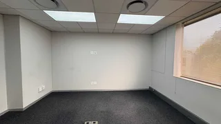 266m² Office to rent Woodmead, Sandton