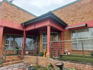 7 Bedroom , 4 Bathroom House For Sale in Reservoir Hills