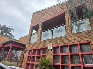 7 Bedroom , 4 Bathroom House For Sale in Reservoir Hills