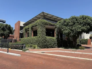 Prime 4 006 m² Office Building for Lease – Black River Park.