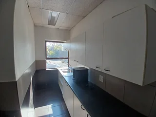 Modern Office Space To Let , Oxford Street, Illovo