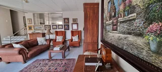 Refined Comfort Meets Convenience – Northern Showpiece!