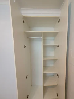 Secure 1-Bedroom Apartment In Main Road, Wynberg