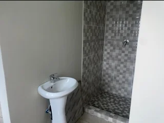 3 Bedroom House for sale in Meadowlands