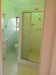 Stunning 5-Bedroom House In Adrienne Avenue, Scottburgh South