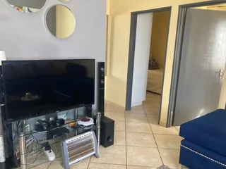 Ground floor 2 bedroom apartment for sale at Jabulani