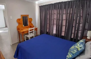 Beautiful 3-bedroom property with 2 flatlets with lots of possibilities