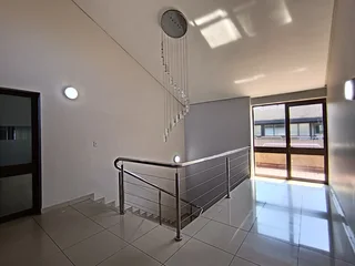 375 sqm office space available to rent in Westville