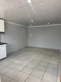 Secure One Bedroom And 1-bathroom Apartment In Turffontein