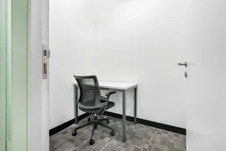 Find office space in Regus Olive Wood for 3 persons with everything taken care of.