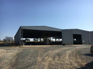 27 000m2 Industrial Yard with 2400m2 Shed