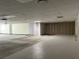 1 345 m² First-Floor Commercial Space – Grove Exchange, Claremont