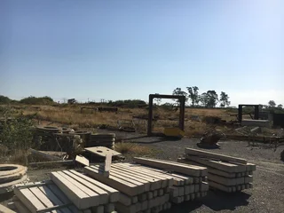 27 000m2 Industrial Yard with 2400m2 Shed