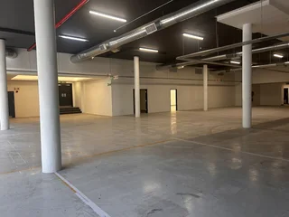 Great visibility in the heart of Claremont