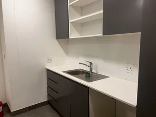 Great visibility in the heart of Claremont