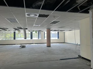 1 345 m² First-Floor Commercial Space – Grove Exchange, Claremont