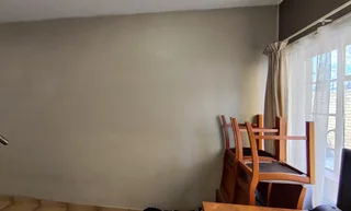 This lovely unit is up for grabs! Perfect for first time home buyers or start up family