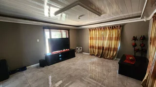 Just-Renovated Family Oasis