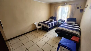 Just-Renovated Family Oasis