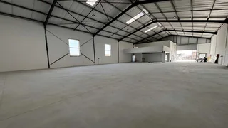 2598m² Warehouse TO RENT in a secure park in Killarney Gardens