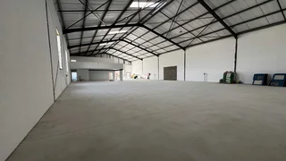 2598m² Warehouse TO RENT in a secure park in Killarney Gardens