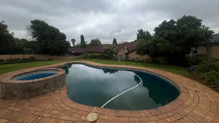 Property in Brackendowns