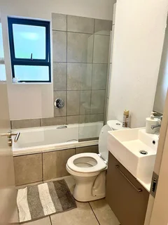 Fully Furnished Apartment to rent in Fourways