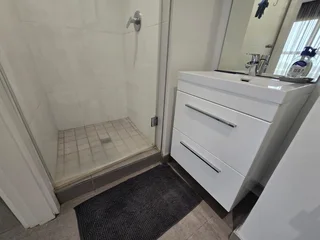 Charming 2-Bedroom Apartment in Pebble Beach