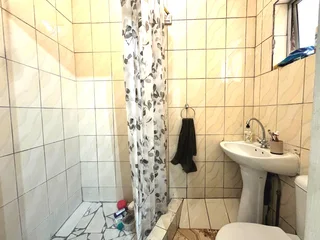 Well Maintained Outbuilding To Let In Broadlands