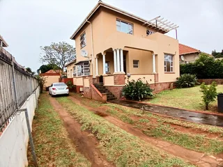 Investment delight in 5 bed home in Glenwood