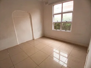 Investment delight in 5 bed home in Glenwood