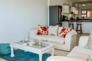Modern 3 Bedroom Apartment with Stunning Sea Views – Umdloti