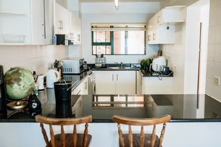 Modern 3 Bedroom Apartment with Stunning Sea Views – Umdloti