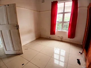 Investment delight in 5 bed home in Glenwood