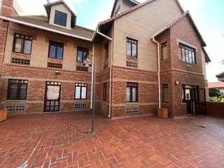 Shared office space available for rental in Houghton