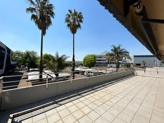 Cresta Junction | Immaculate Office Space to Let in Randburg