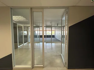 Cresta Junction | Immaculate Office Space to Let in Randburg