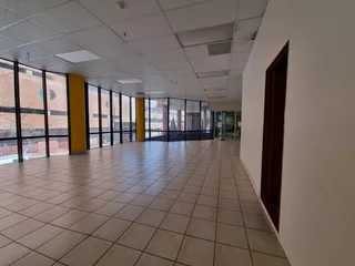 Retail space available for rental in Newtown