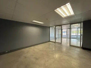 Cresta Junction | Immaculate Office Space to Let in Randburg