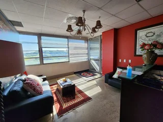 Prime Opportunity in Umhlanga: 380sqm Commercial Unit Available for Lease!