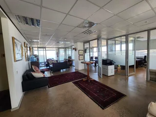 Prime Opportunity in Umhlanga: 380sqm Commercial Unit Available for Lease!
