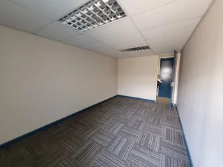 Micro office unit to let in Kempton Park