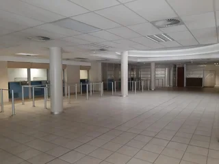 OLD STANDARD BANK BUILDING TO LET IN PRIME AREA