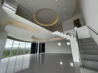 213m² Office To Let in Lagoon Beach, Milnerton