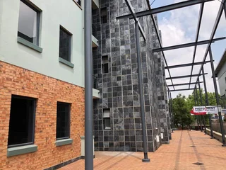 Neat office unit available for rent in the Midrand area